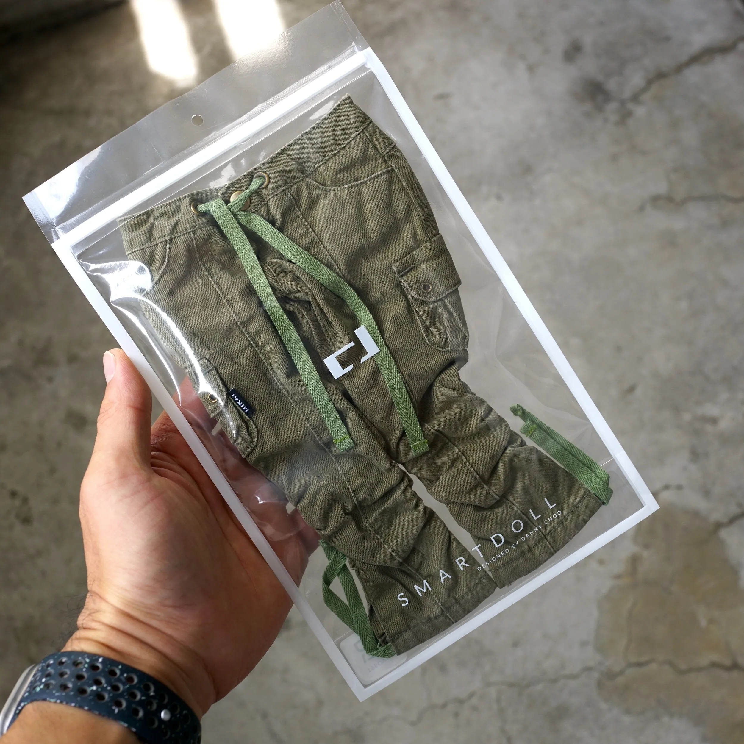 Cargo Capri Pants (Khaki Green)