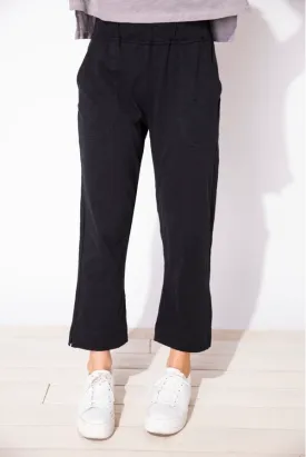 Cotton Slub Pocket Capri in Black by Escape