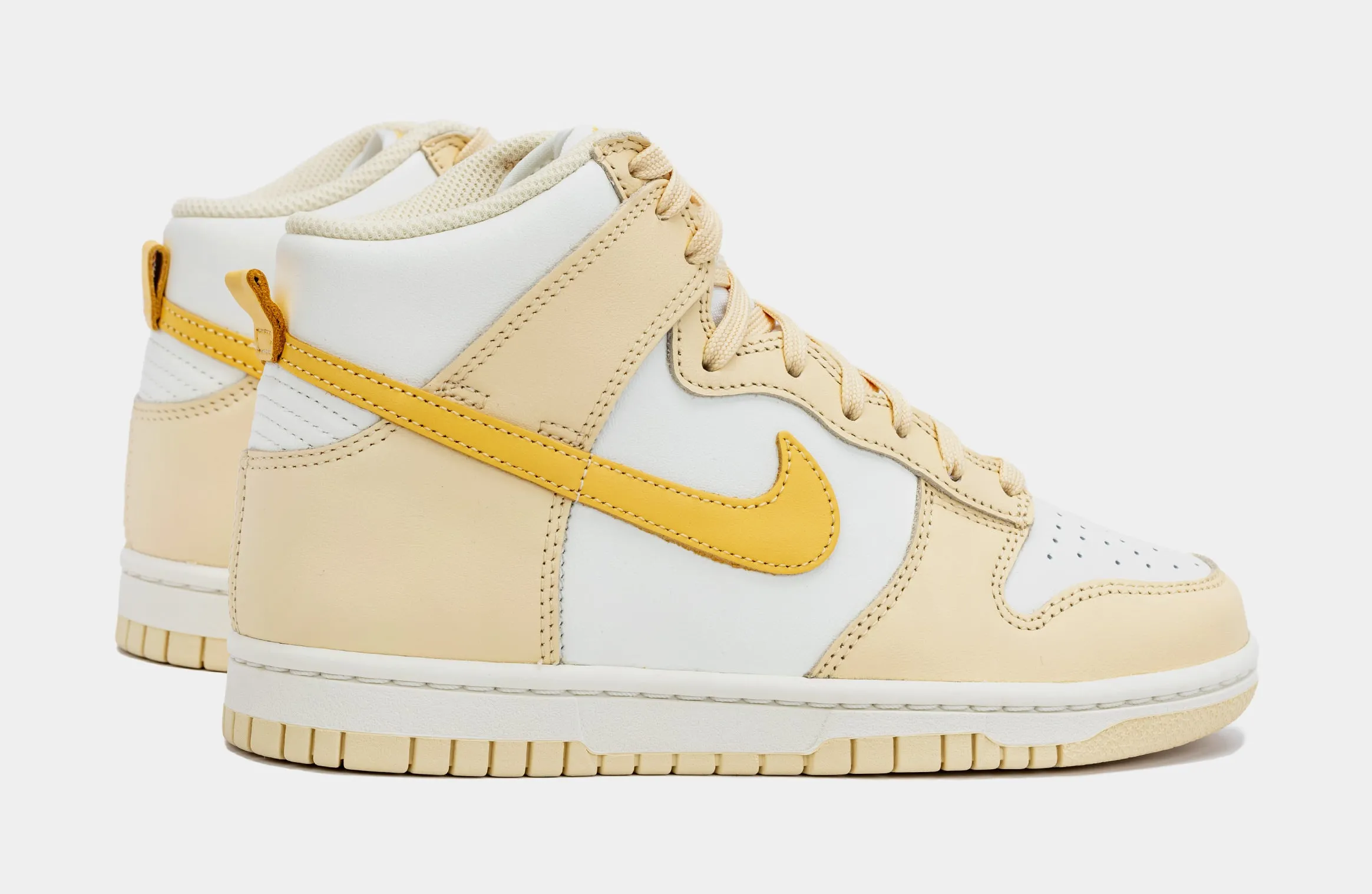 Dunk High Pure Vanilla Womens Lifestyle Shoes (White/Yellow)