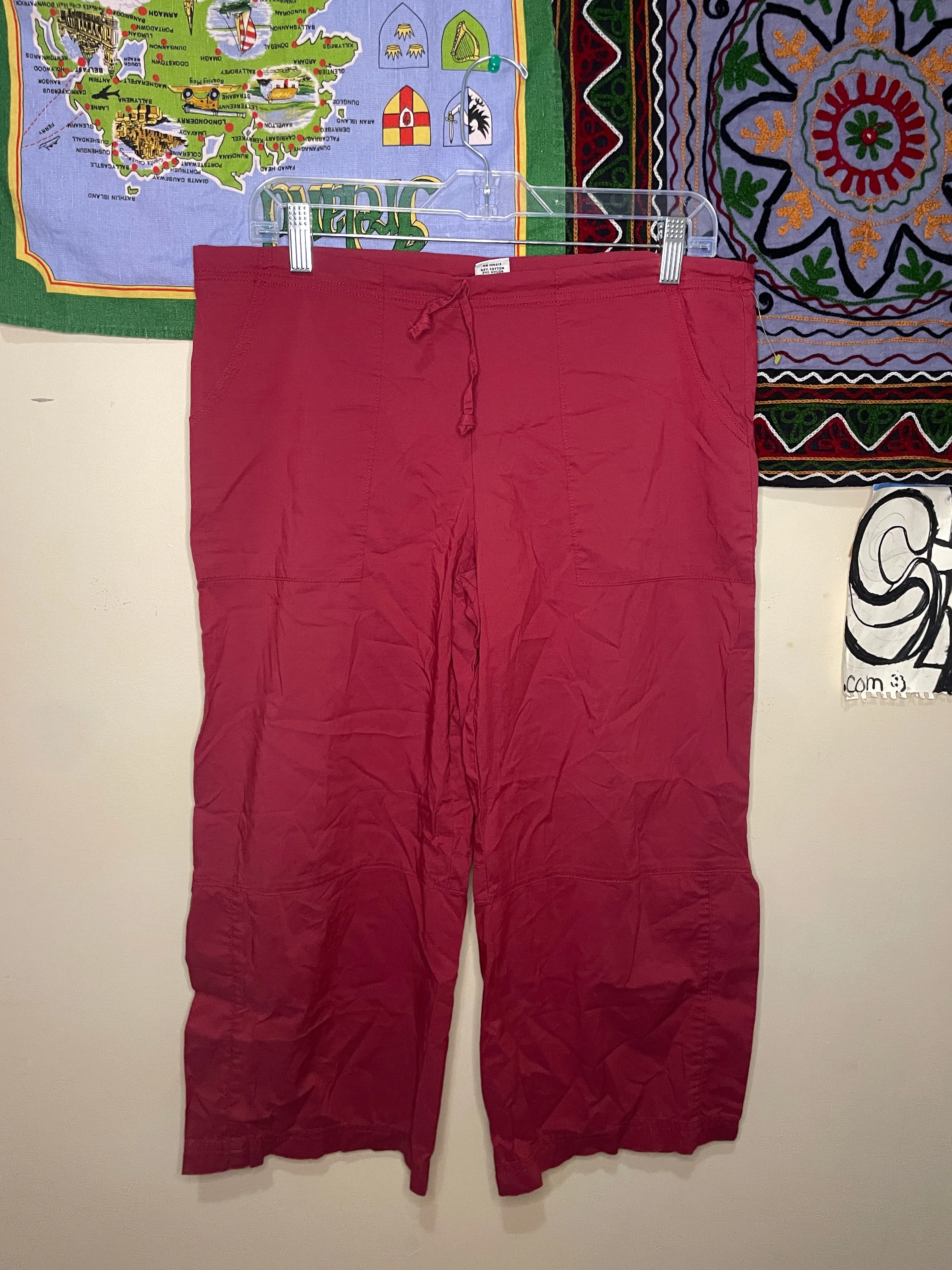 Enlightened Red Yoga Pants . Be Present