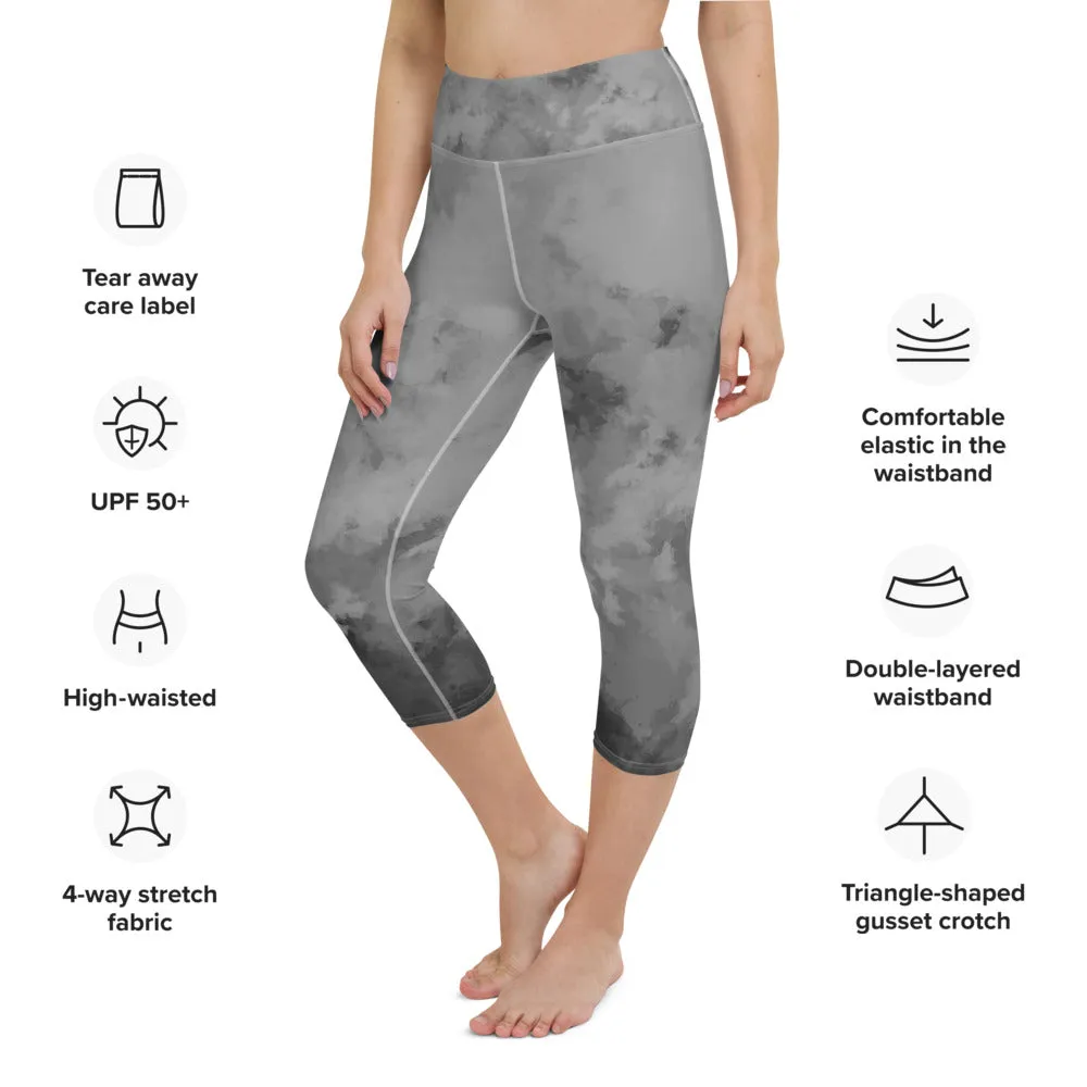 Gray Yoga Capri Leggings, Abstract Grey Women's Capris Tights For Fitness Workouts-Made in USA/EU/MX