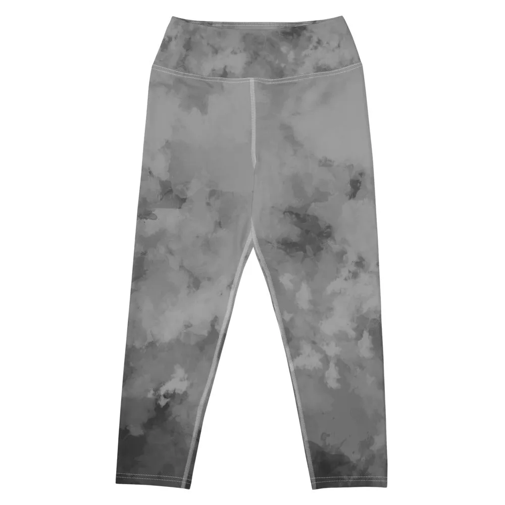 Gray Yoga Capri Leggings, Abstract Grey Women's Capris Tights For Fitness Workouts-Made in USA/EU/MX