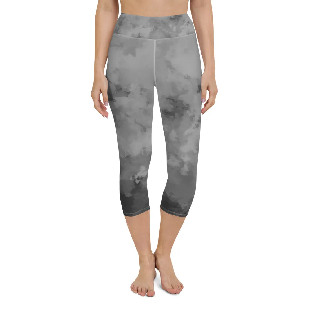 Gray Yoga Capri Leggings, Abstract Grey Women's Capris Tights For Fitness Workouts-Made in USA/EU/MX