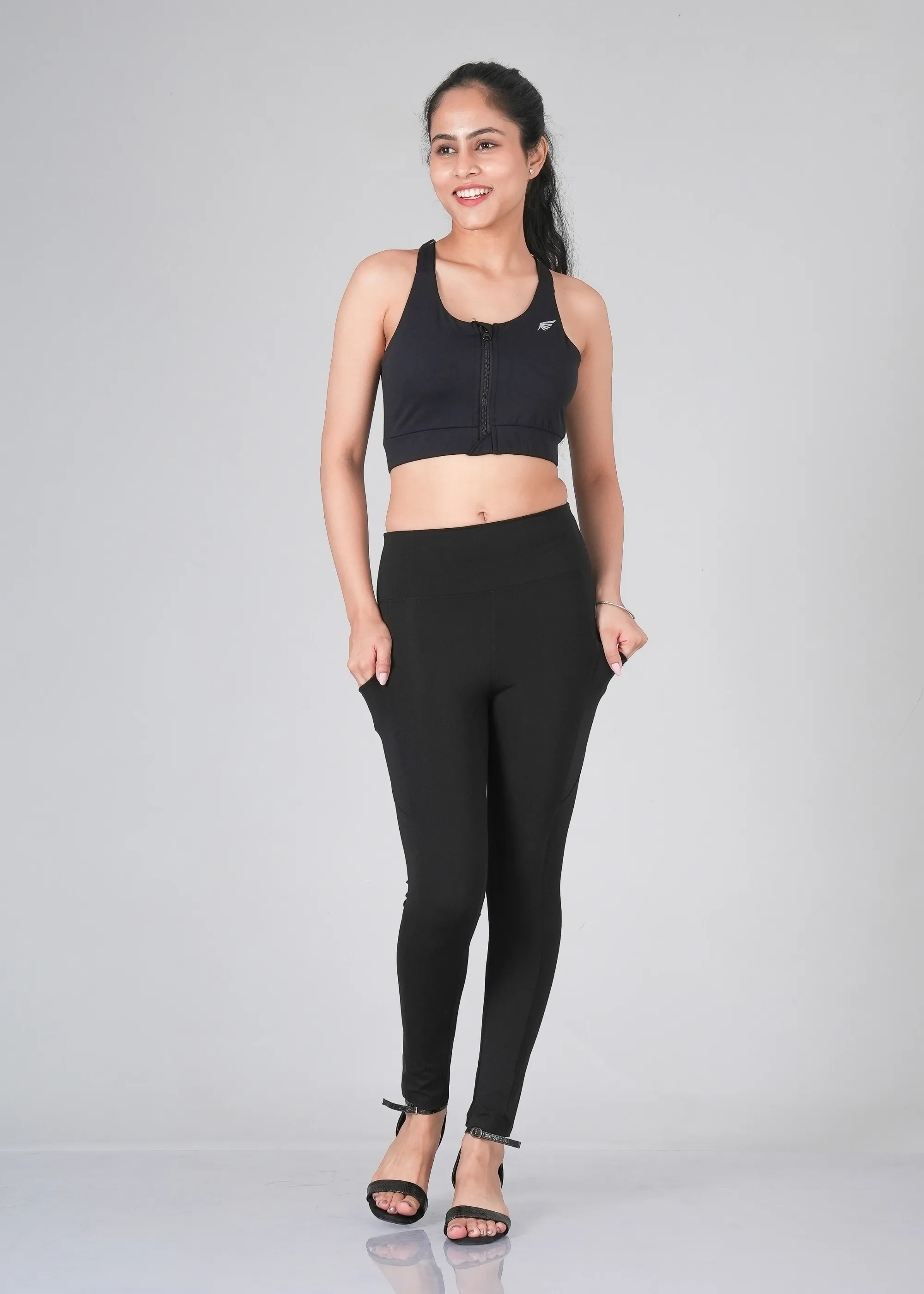 Mid Impact Zip Sports Bra