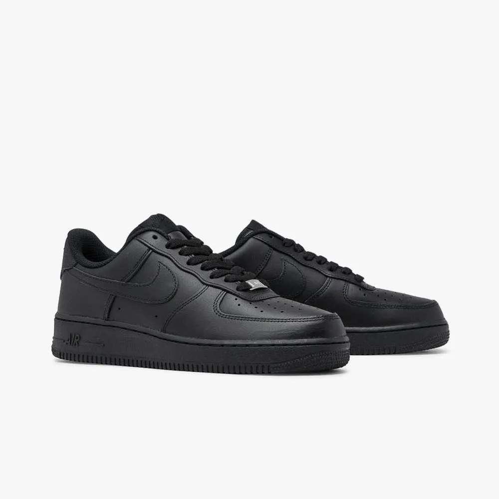 Nike Air Force 1 '07 Black / Black