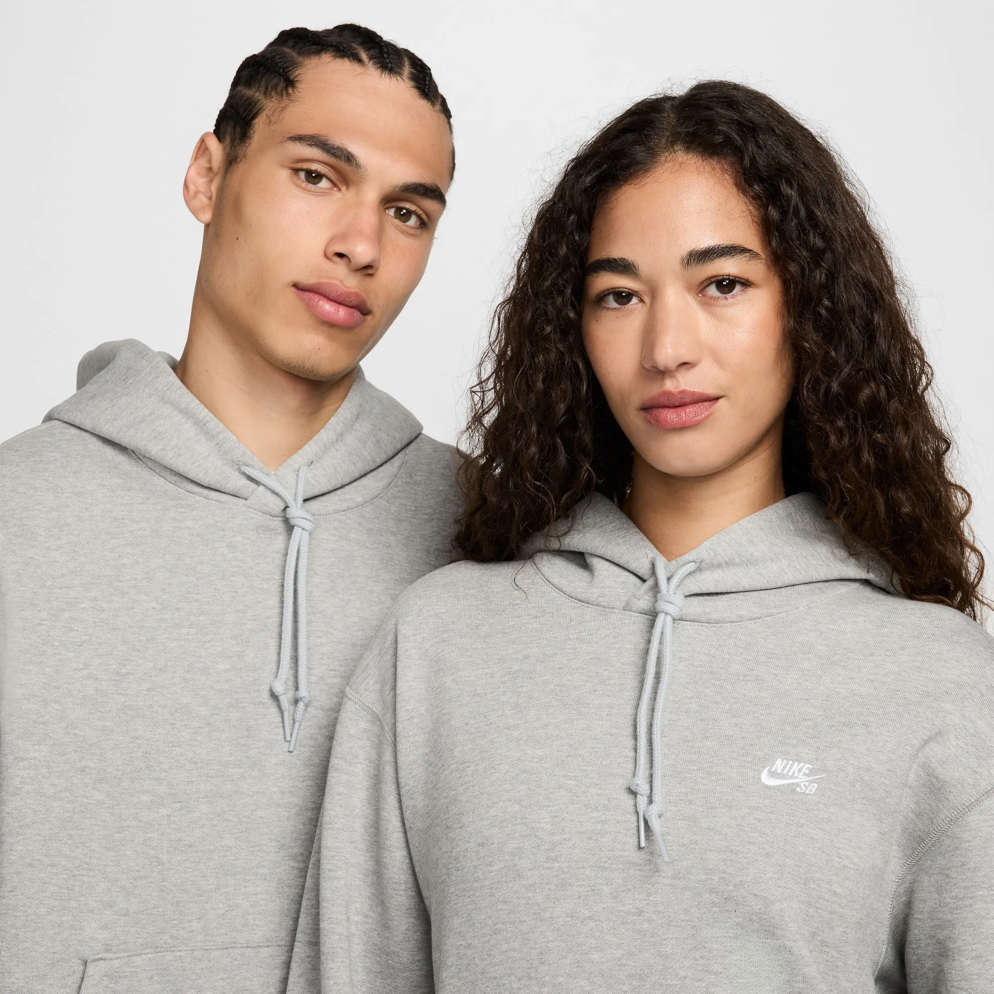 Nike SB Essential Logo Fleece Pullover Skate Hoodie