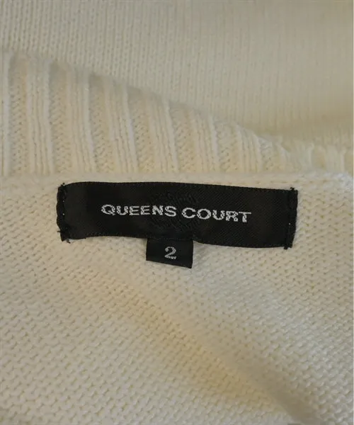 QUEENS COURT Vests